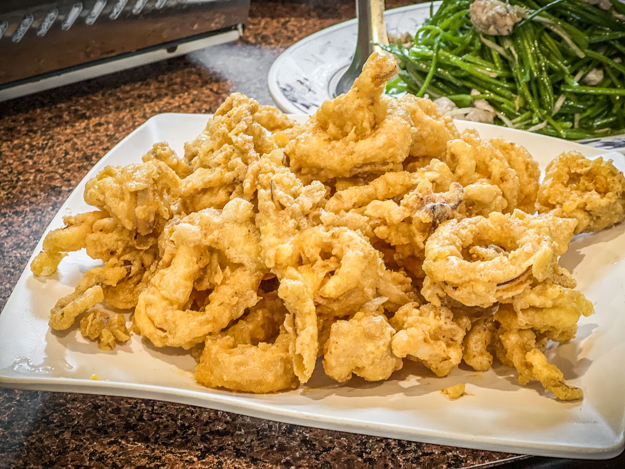 桃園快炒,大白鯊海產