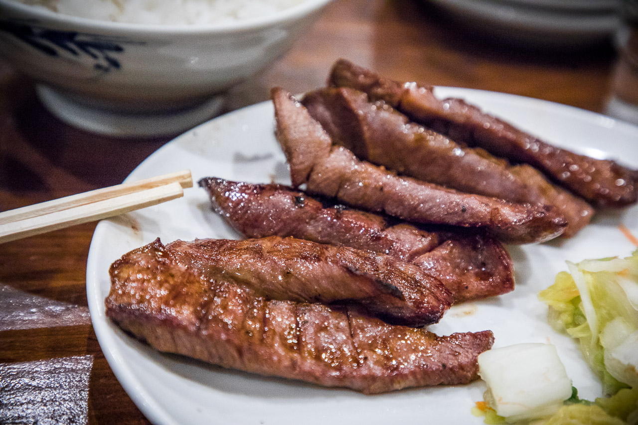 日本美食,日本牛舌,仙台烤牛舌,仙台牛舌餐廳,仙台牛舌料理,日本炭烤牛舌,日本牛舌料理,仙台美食,閣牛舌料理