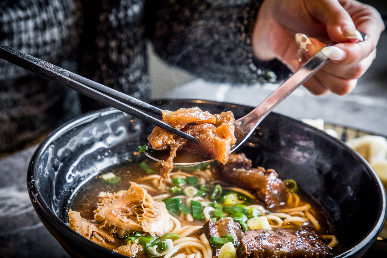 中壢美食,桃園美食,桃園小吃,中壢小吃,中壢牛肉麵,桃園小吃店,食一碗秋香的味道