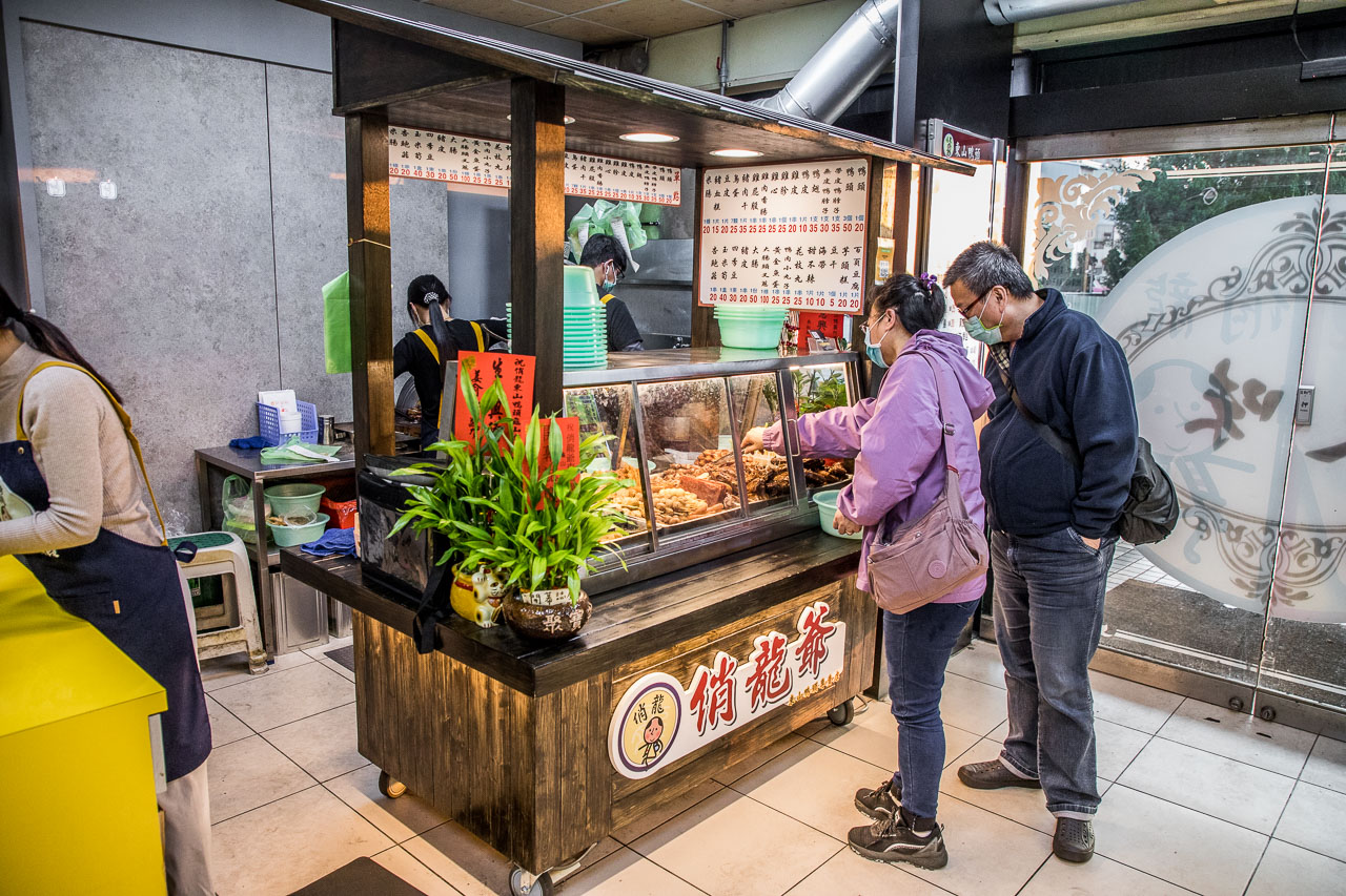 桃園美食,龜山美食,龜山小吃,桃園小吃,桃園東山鴨頭,龜山東山鴨頭,俏龍爺東山鴨頭-龜山店,俏龍爺東山鴨頭,桃園俏龍爺東山鴨頭