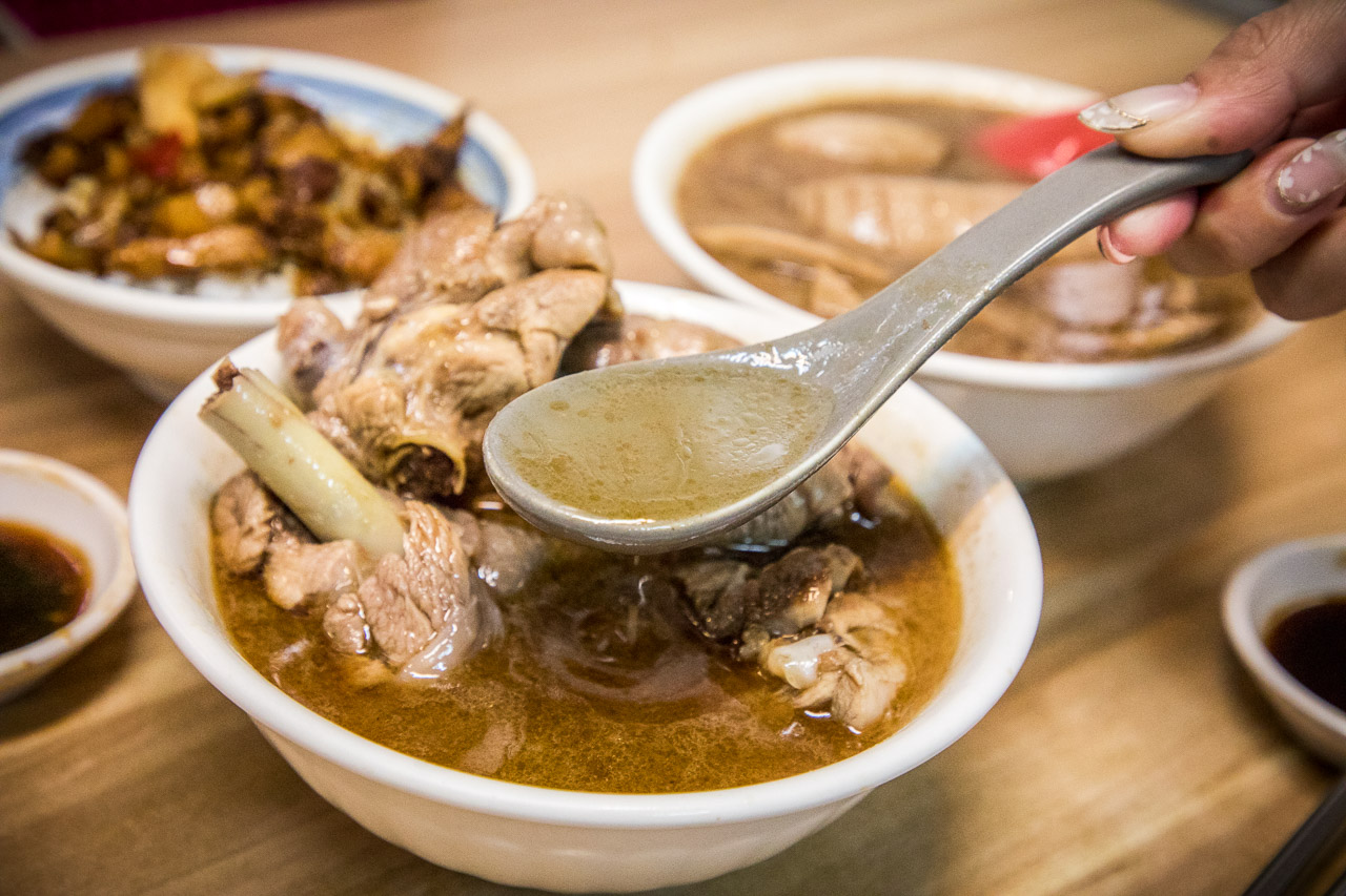 台北麻油雞,施家麻油腰花