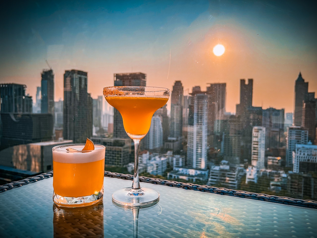 曼谷英迪格飯店 CHAR Rooftop Ba,曼谷英迪格飯店酒吧,泰國旅遊,泰國酒吧,泰國高空酒吧,曼谷景點,曼谷高空酒吧