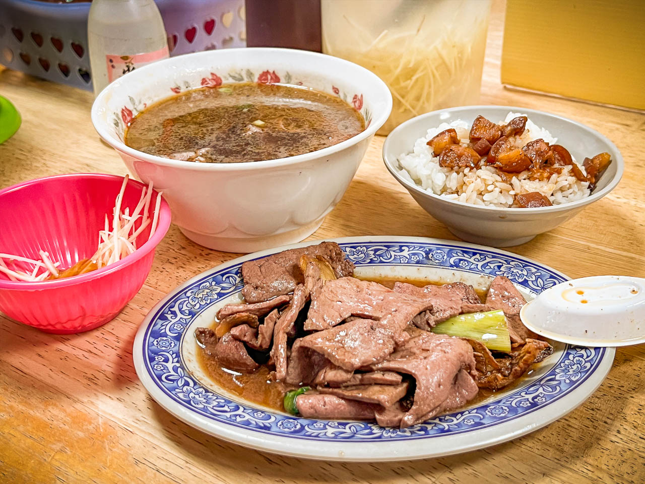 台南牛肉湯,西羅殿牛肉湯