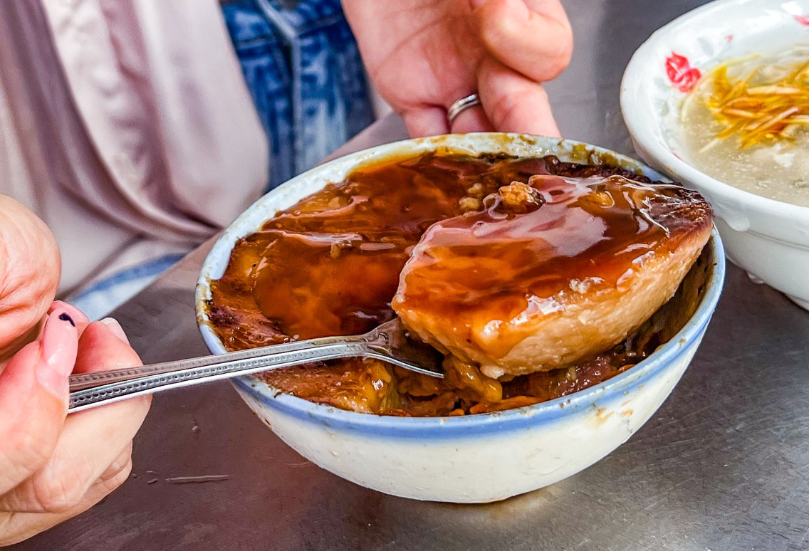 台南美食,台南小吃,台南老店,台南碗粿,檨仔林阿全碗粿 @大手牽小手。玩樂趣