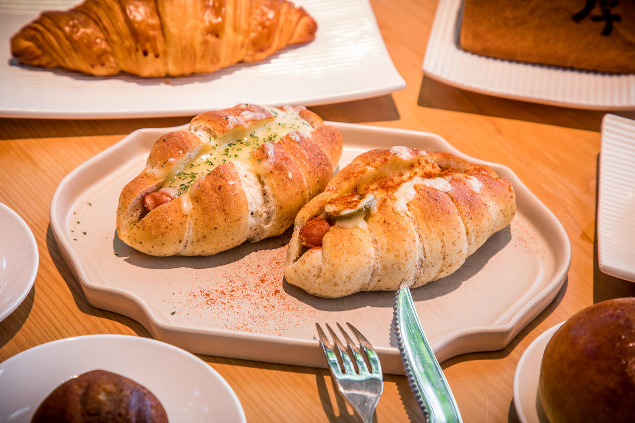 厚冶 Bakery & Cafe
