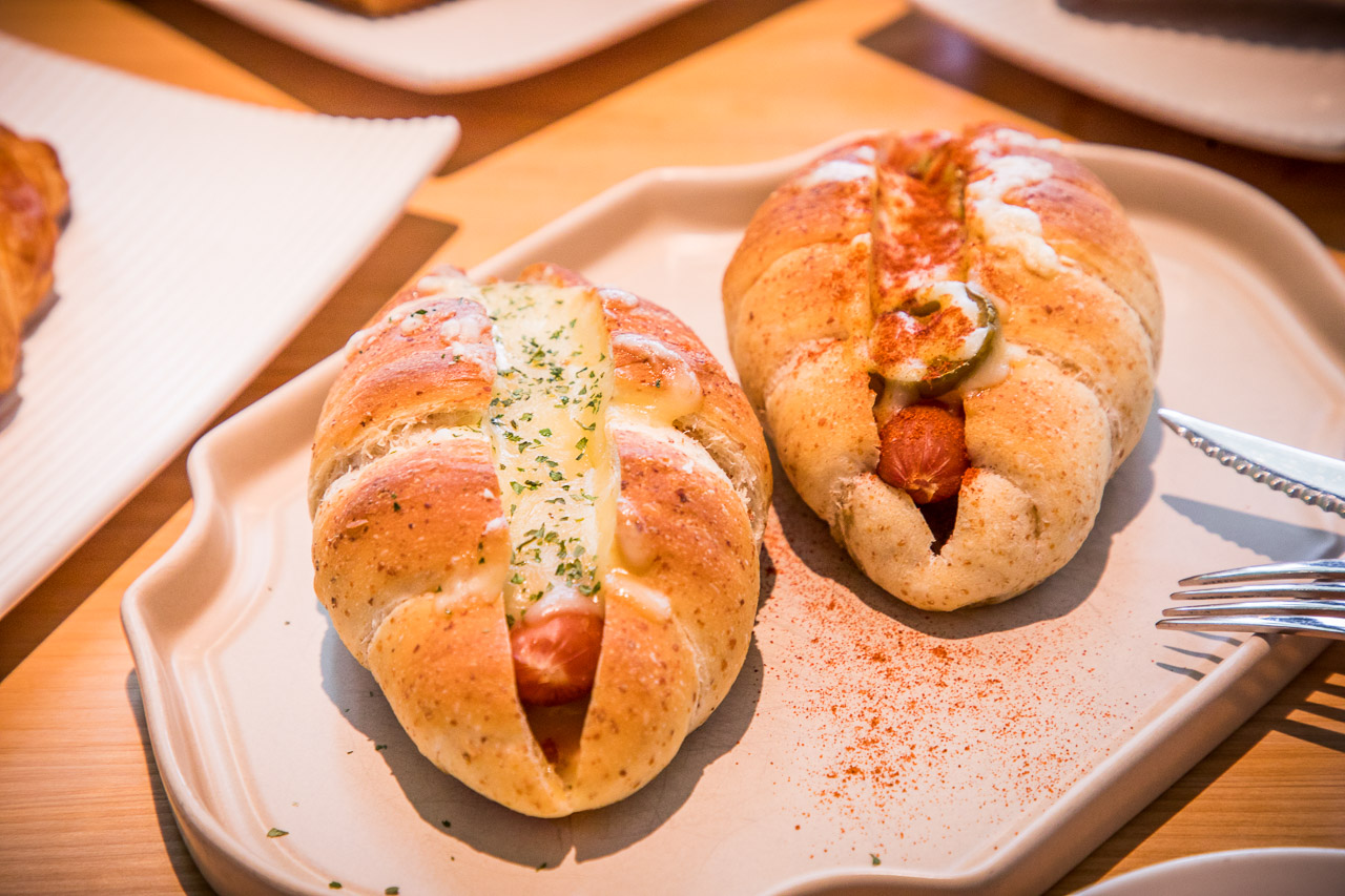 厚冶 Bakery & Cafe
