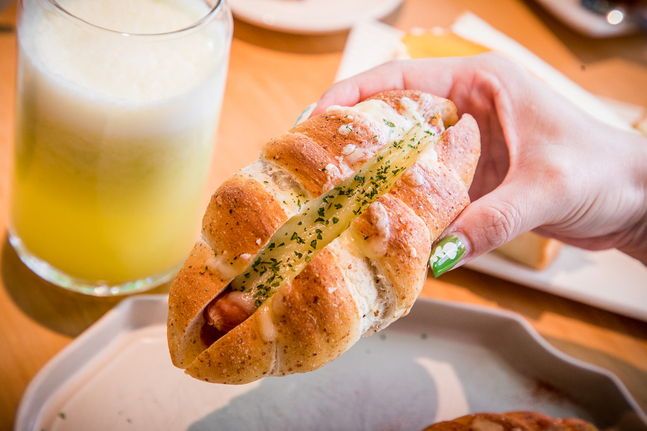 厚冶 Bakery & Cafe