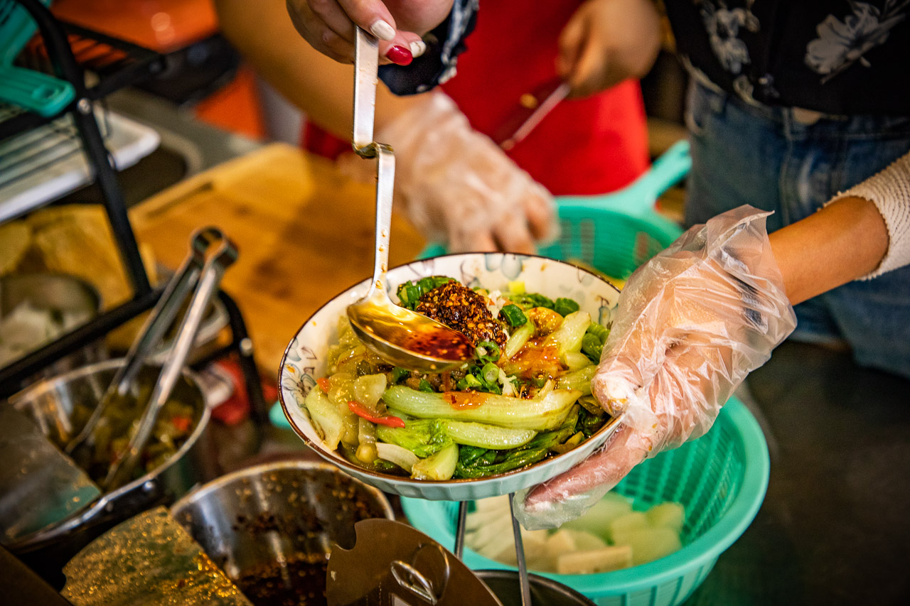 中壢美食,中壢小吃,中壢滷味,中壢熱滷味,鍾滷食