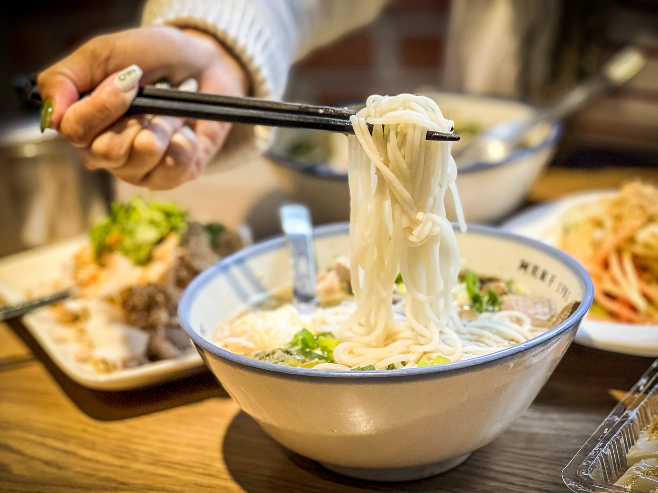 桃園美食,龍岡美食,龍岡米干,阿美米干,阿美米干分店,阿美米干1981,中壢美食
