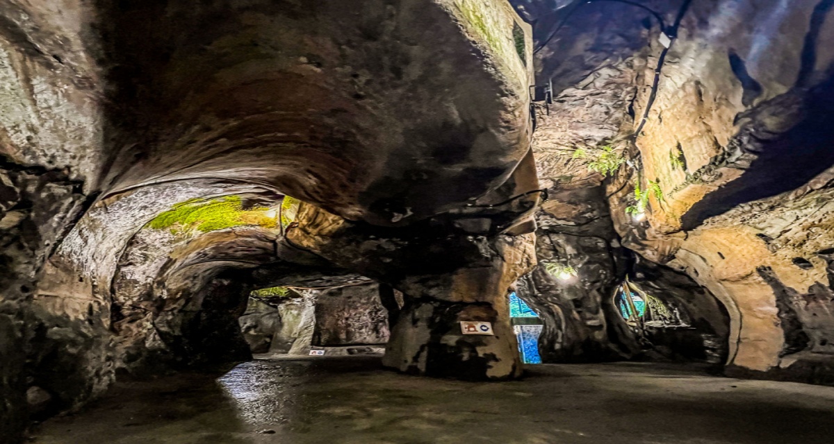 基隆景點,基隆仙洞巖,基隆佛手洞,基隆網美景點 @大手牽小手。玩樂趣