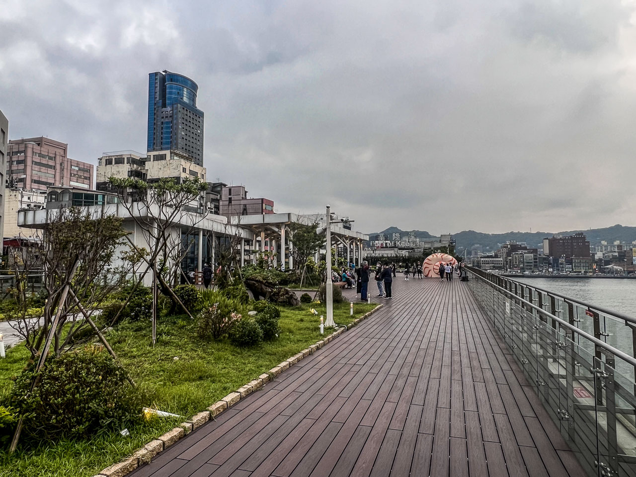 基隆景點,基隆鯨鯊,基隆東岸旅客中心,sky ocean與鯨鯊共游,基隆甲板派對市集