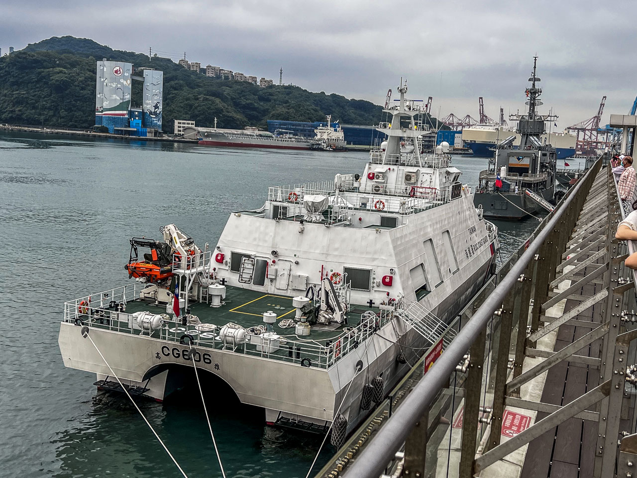 基隆景點,基隆鯨鯊,基隆東岸旅客中心,sky ocean與鯨鯊共游,基隆甲板派對市集