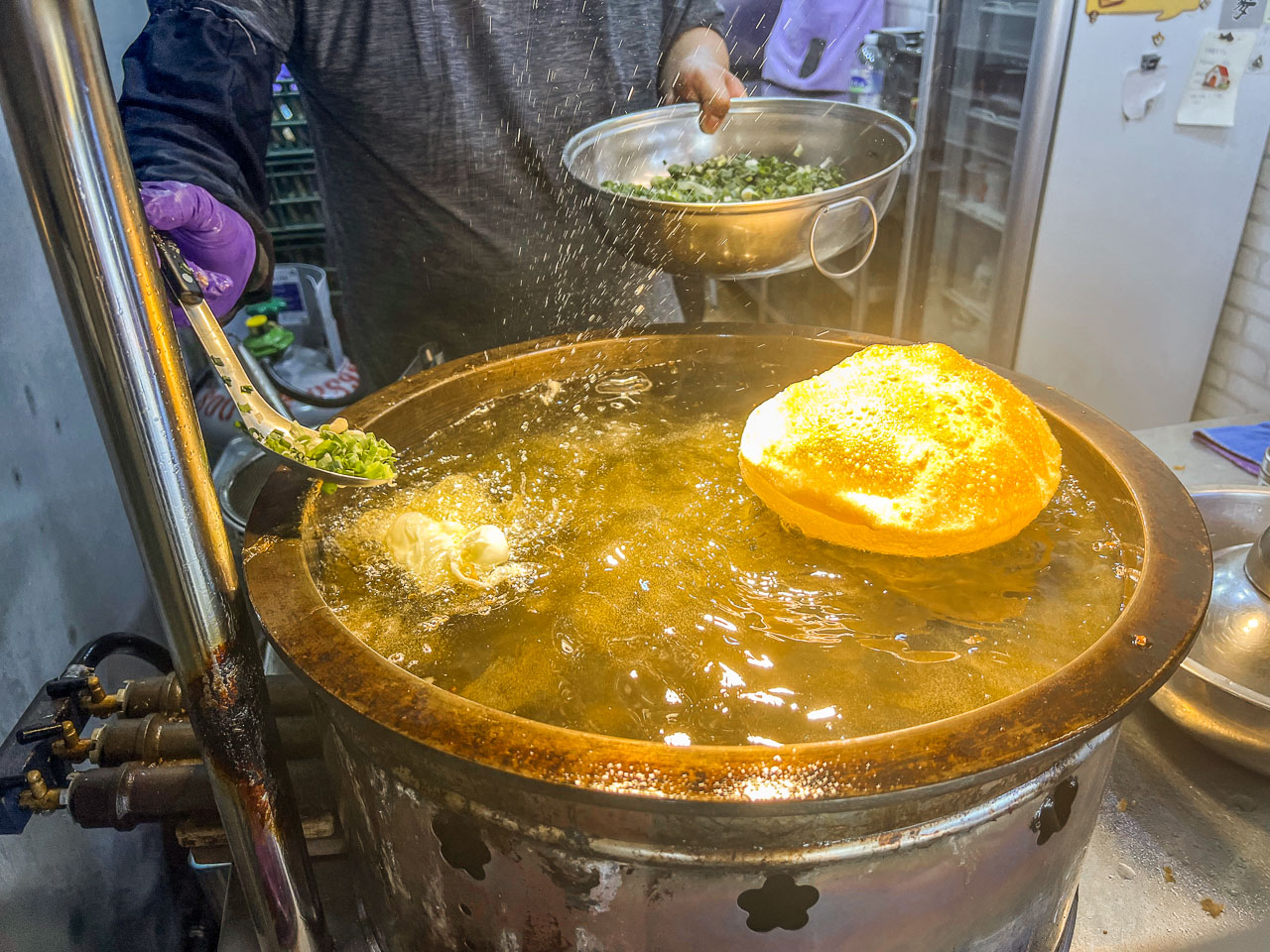 北投美食,台北蔥油餅,北投蔥油餅,北投炸彈蔥油餅,台北美食,台北小吃,北投小吃