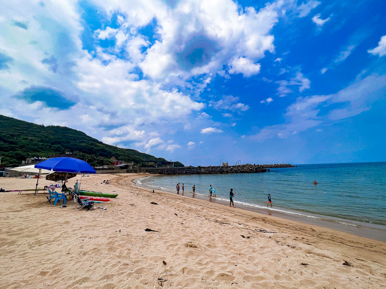 基隆海水浴場,基隆沙灘,大武崙白沙灘,基隆景點,基隆玩水