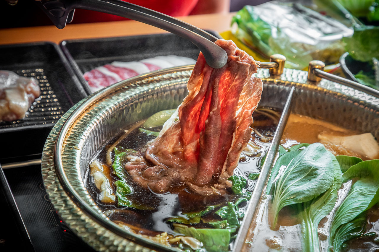桃園吃到飽,饗和牛