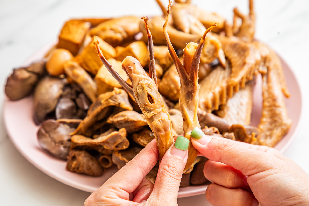 桃園夜市美食,老郭滷的煙燻滷味