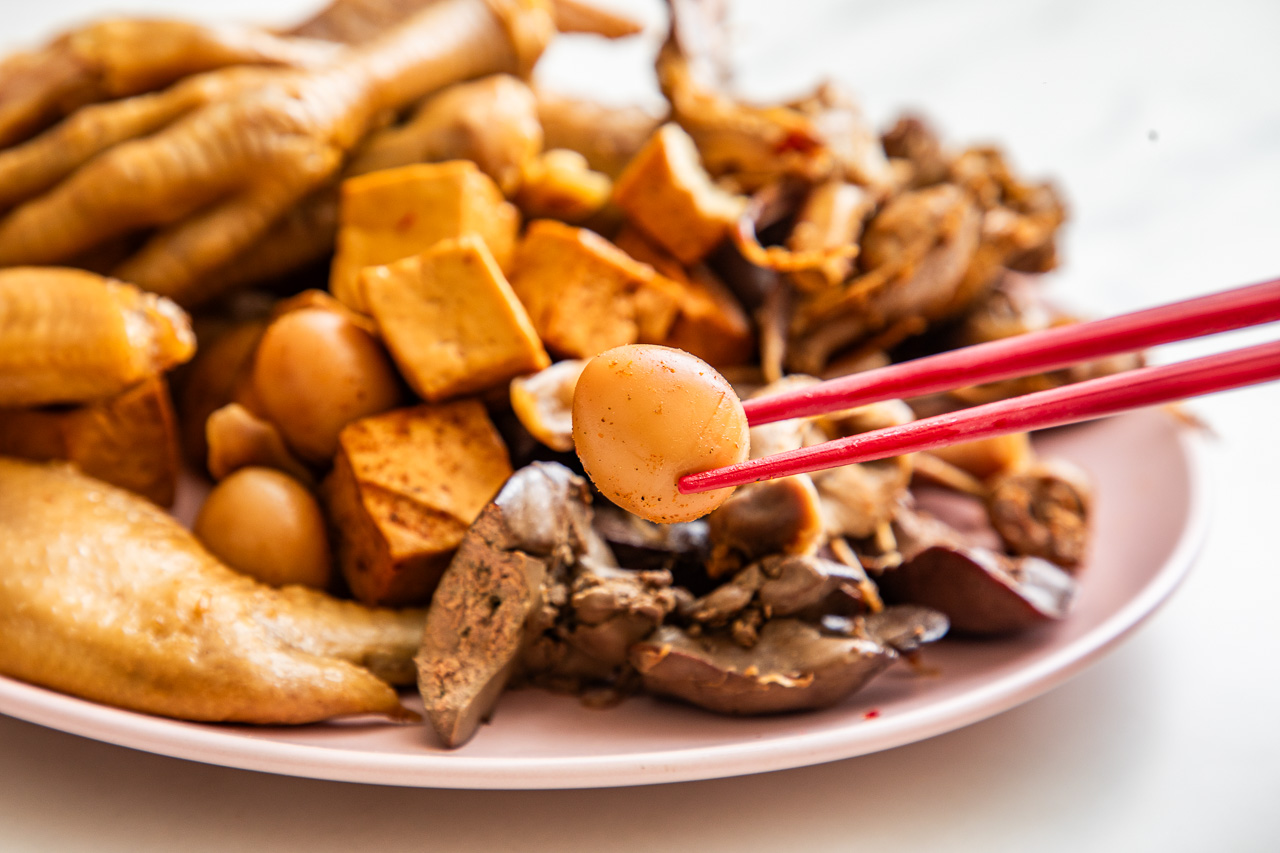 桃園夜市美食,老郭滷的煙燻滷味