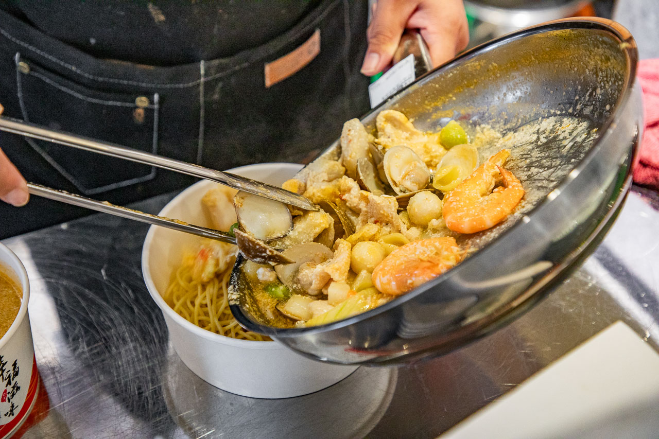 輔大美食,義匠義式湯麵-新莊輔大店