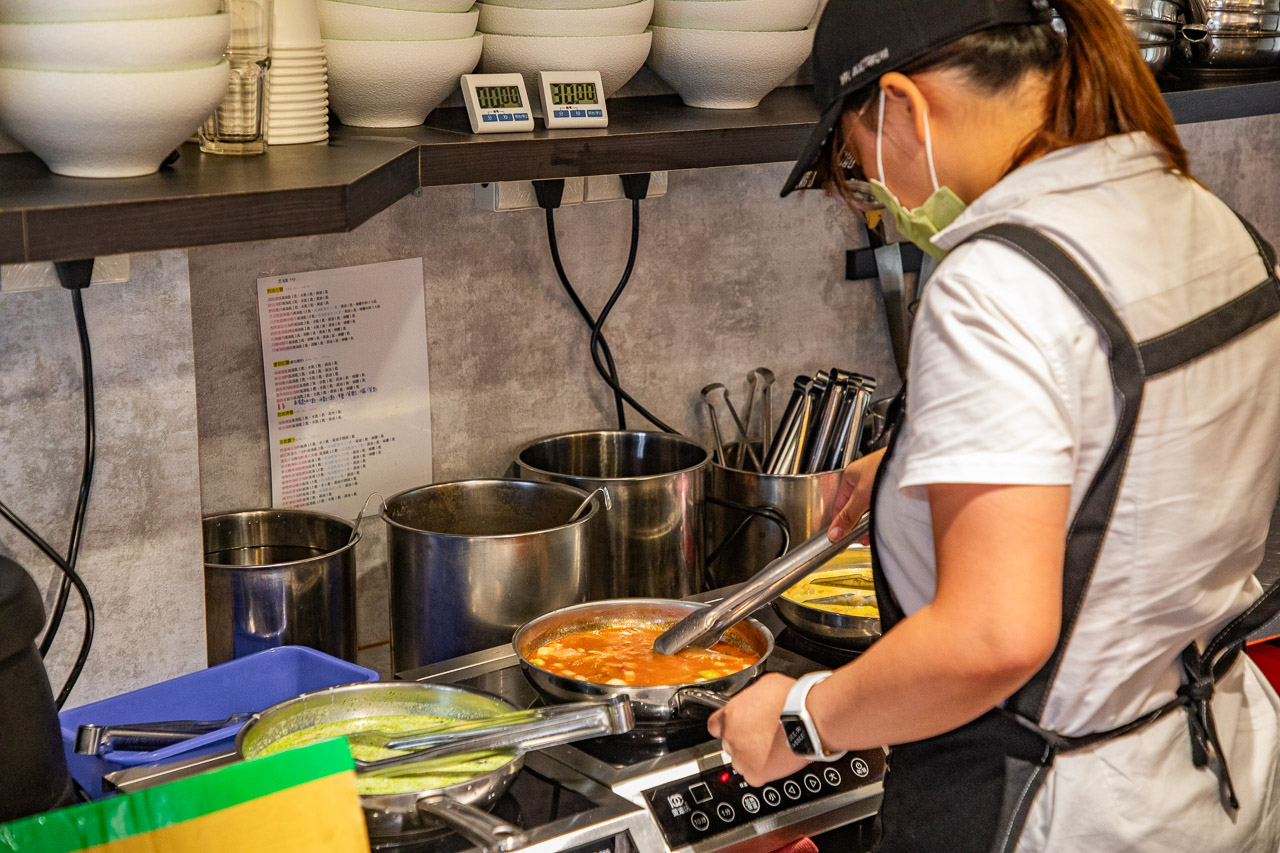 輔大美食,義匠義式湯麵-新莊輔大店