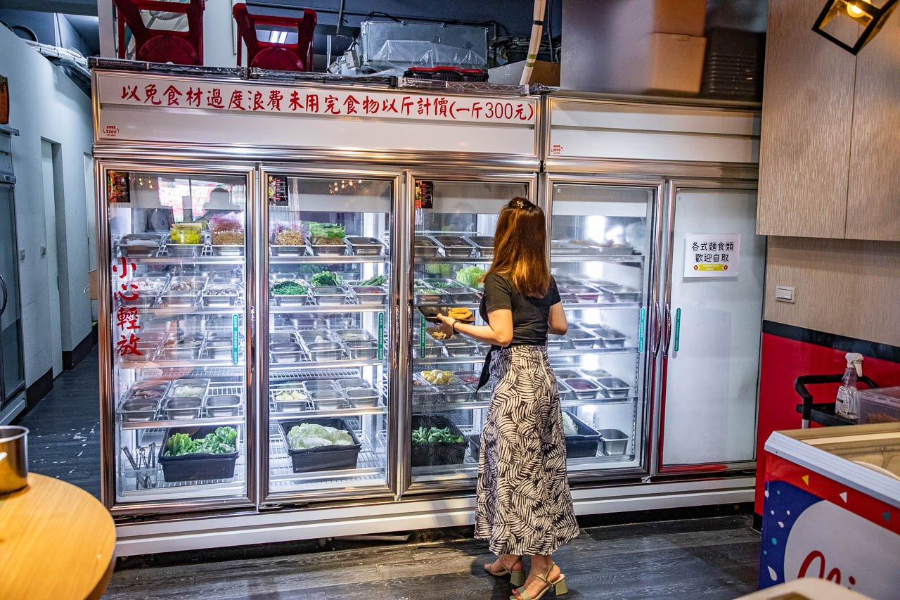 蘆洲美食,蒙古紅麻辣火鍋吃到飽蘆洲店