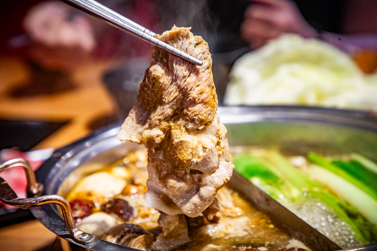 蘆洲美食,蒙古紅麻辣火鍋吃到飽蘆洲店