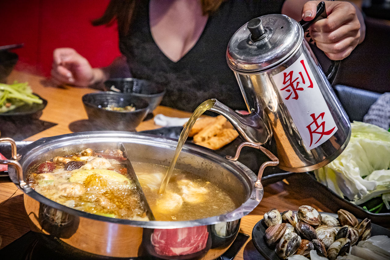 蘆洲美食,蒙古紅麻辣火鍋吃到飽蘆洲店