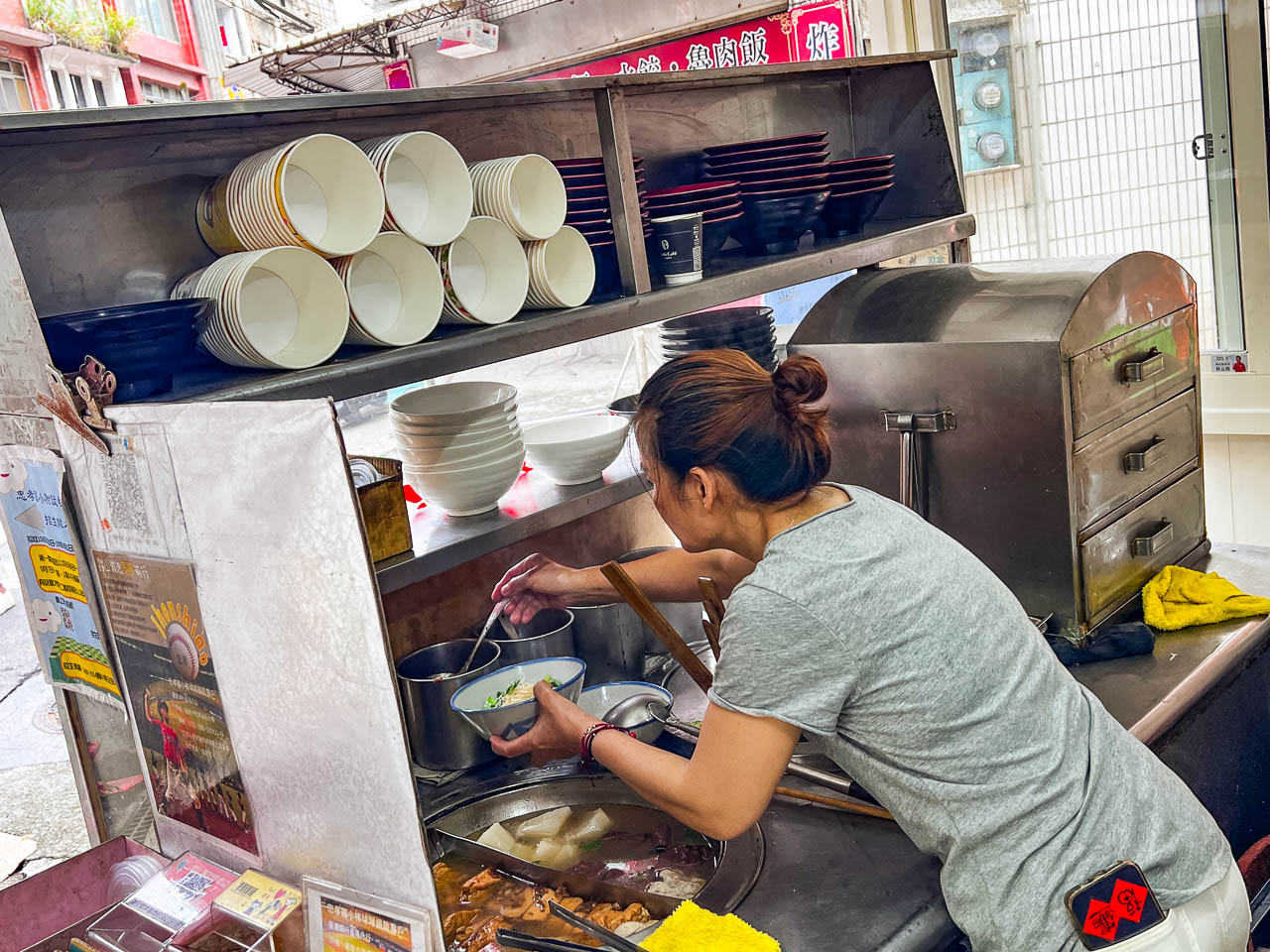 基隆美食,基隆排骨酥麵,基隆和平島美食,阿美排骨麵