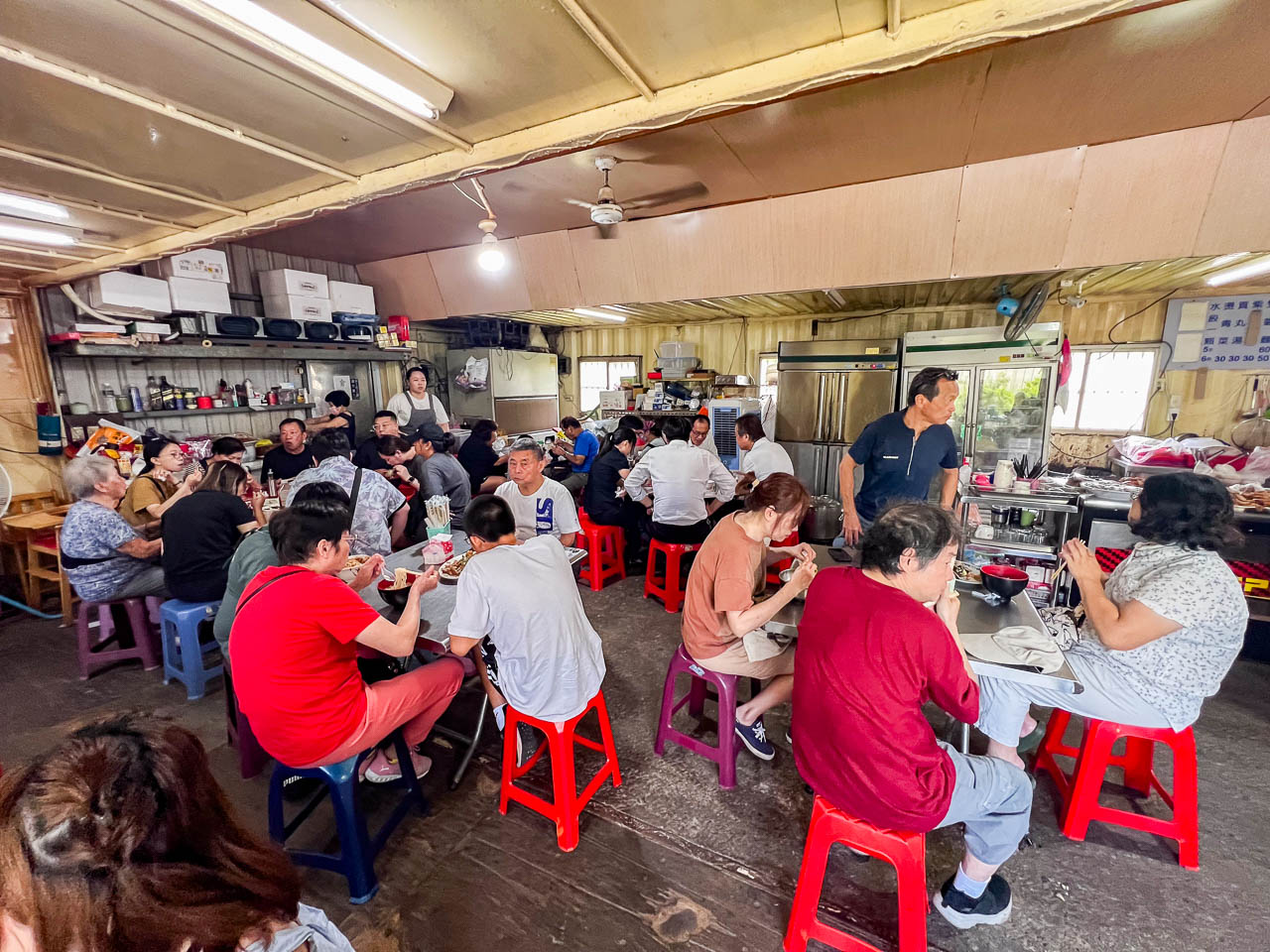 通霄美食,白沙屯外省牛肉麵
