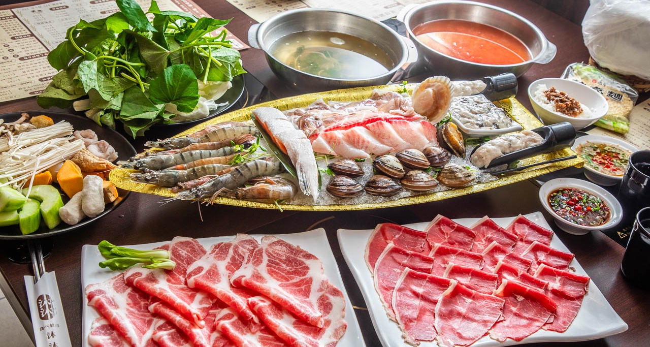 桃園吃到飽,桃園火鍋,龍潭美食,龍潭吃到飽,龍潭火鍋,沐沐鍋物 龍潭店,龍潭沐沐鍋物 @大手牽小手。玩樂趣