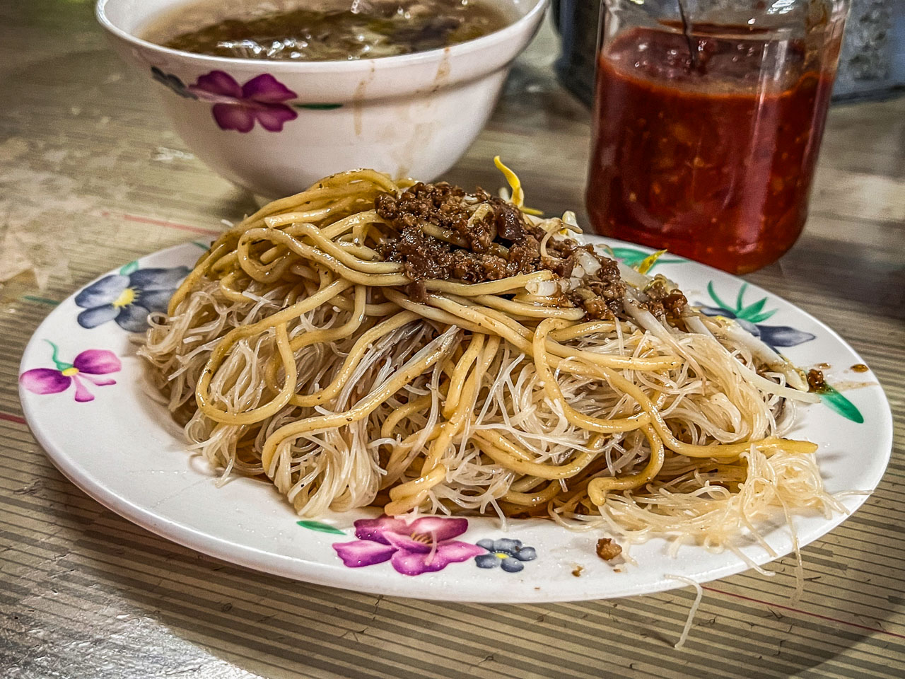 左營美食,阿雪米粉焿