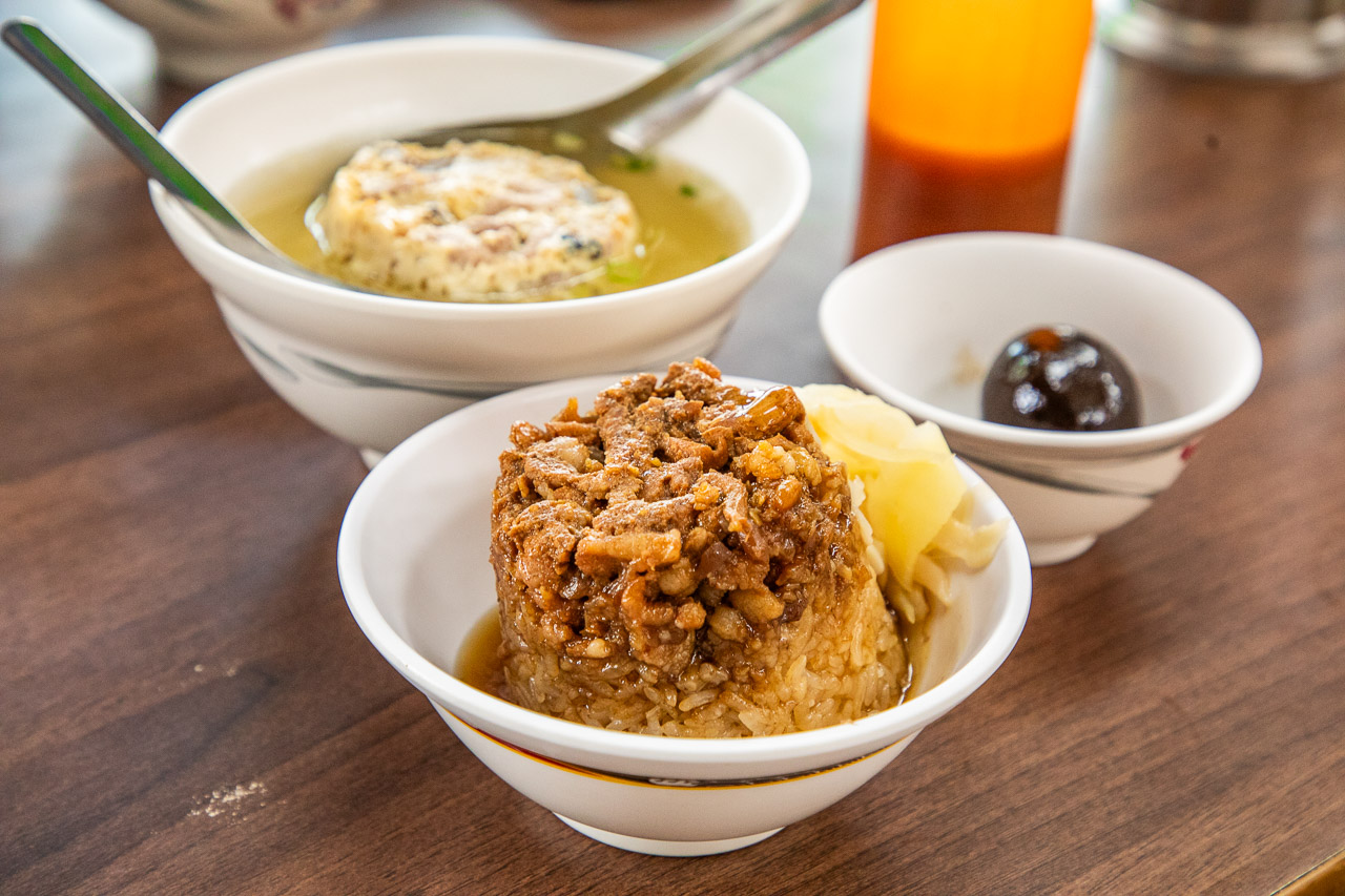 北港蔡三代筒仔米糕,高雄小吃,高雄美食,高雄老店,高雄旅遊,高雄米糕,高雄筒仔米糕 @大手牽小手。玩樂趣