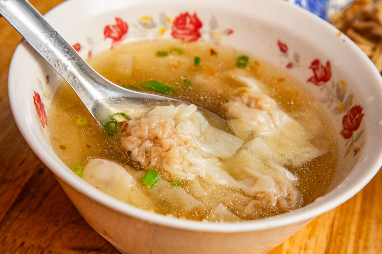 宜蘭美食,火生餛飩麵店