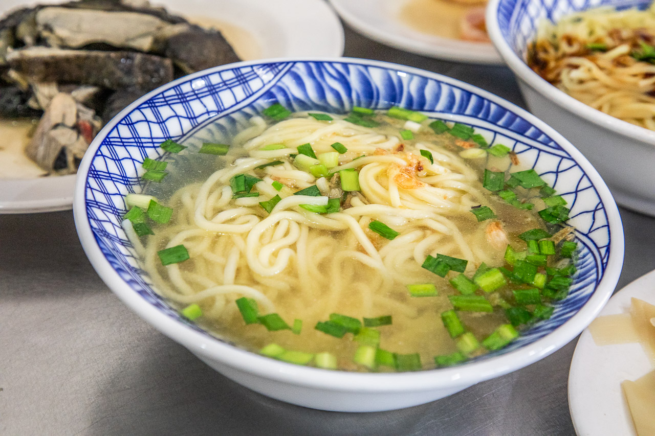 宜蘭美食,黑雞發擔擔麵