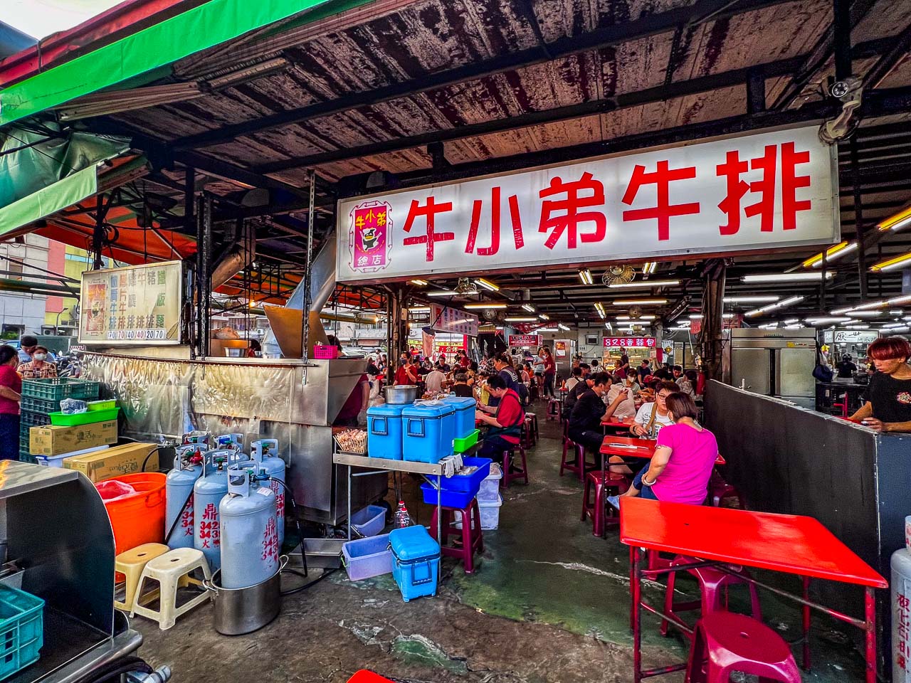 高雄牛排,牛小弟牛排總店