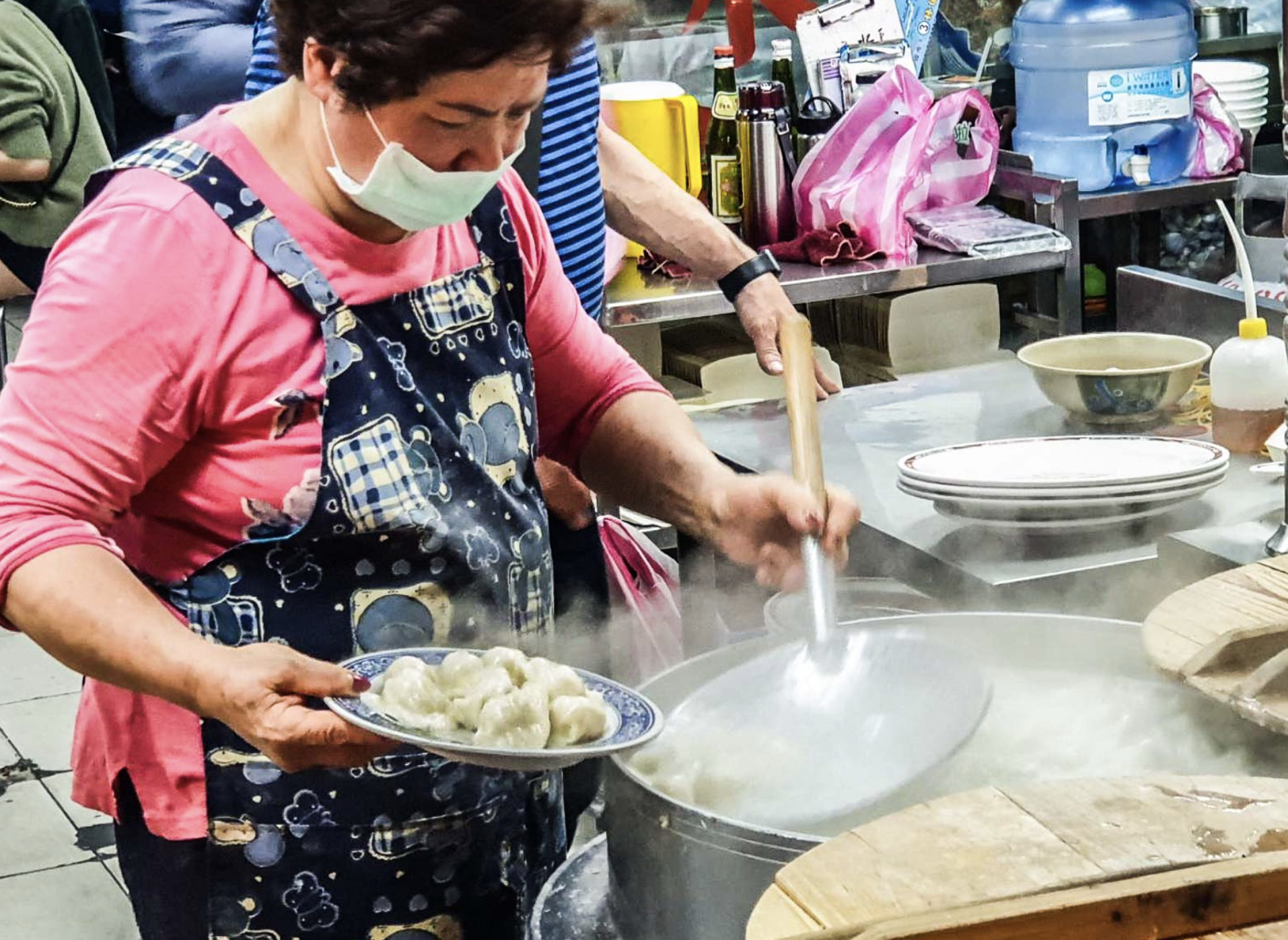 台北美食,台北水餃,南機場夜市美食,秀昌水餃,南機場夜市水餃 @大手牽小手。玩樂趣