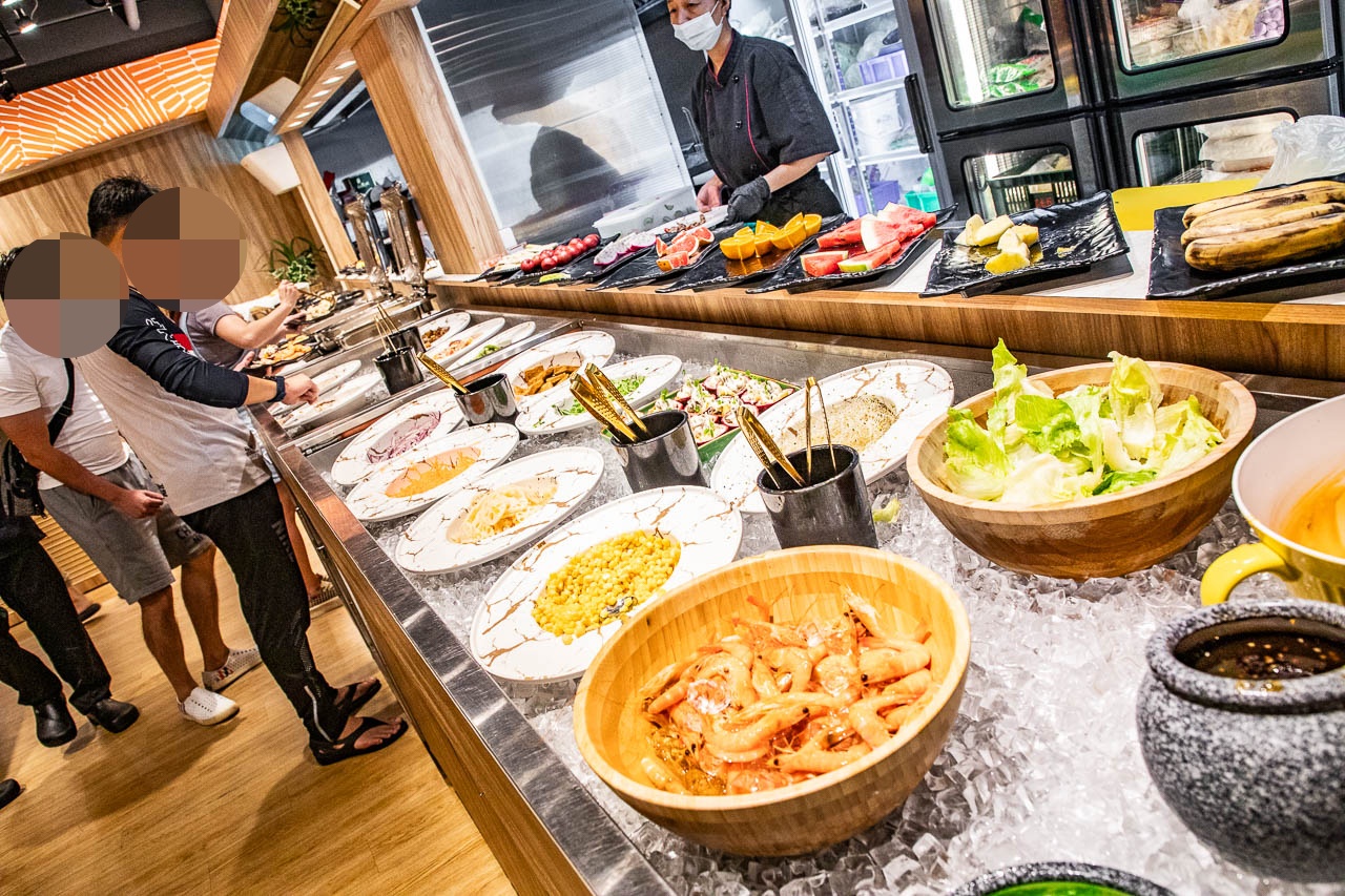 桃園牛排,夯尼夯尼牛排百匯桃園愛買店