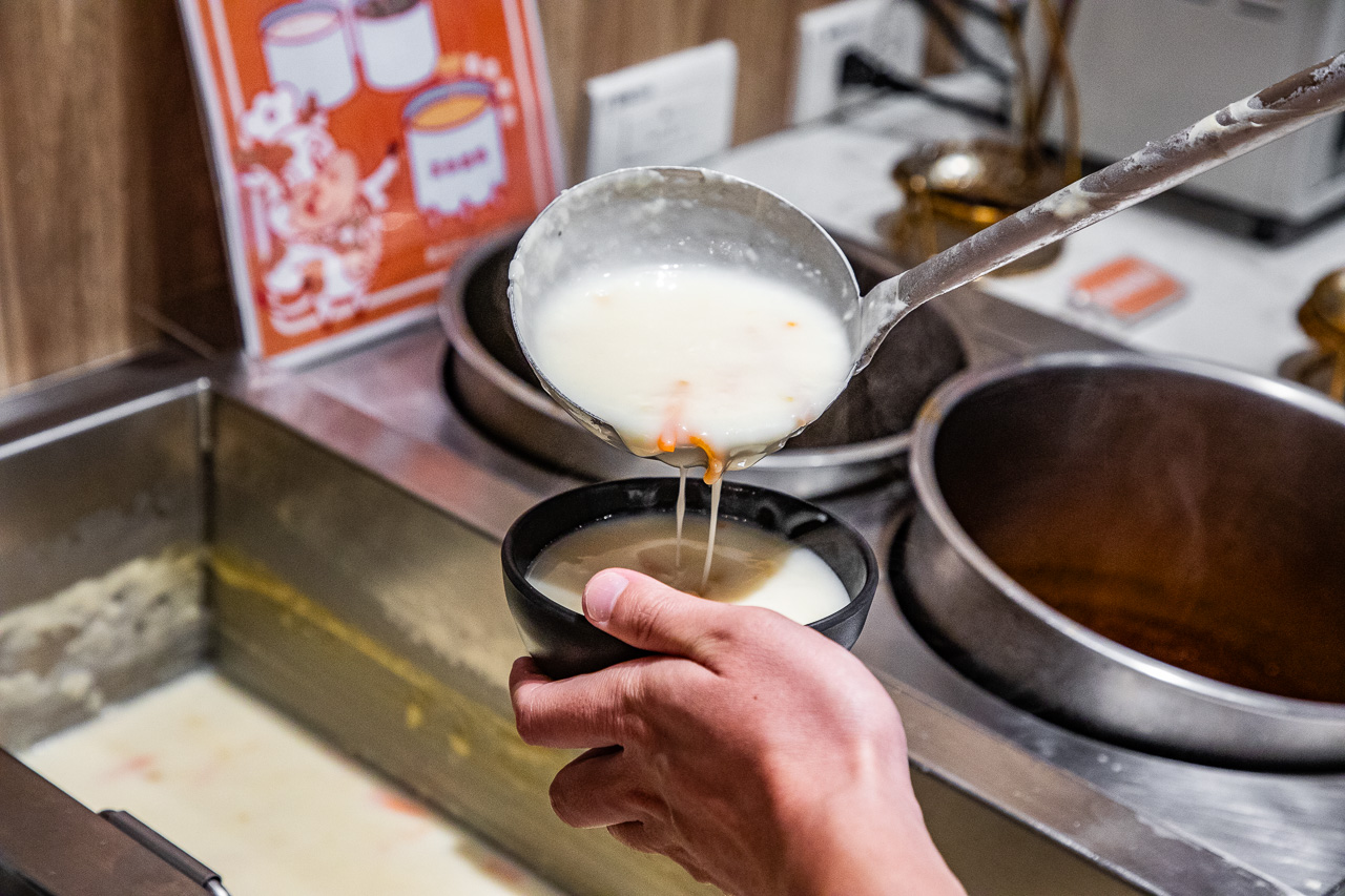 桃園牛排,夯尼夯尼牛排百匯桃園愛買店