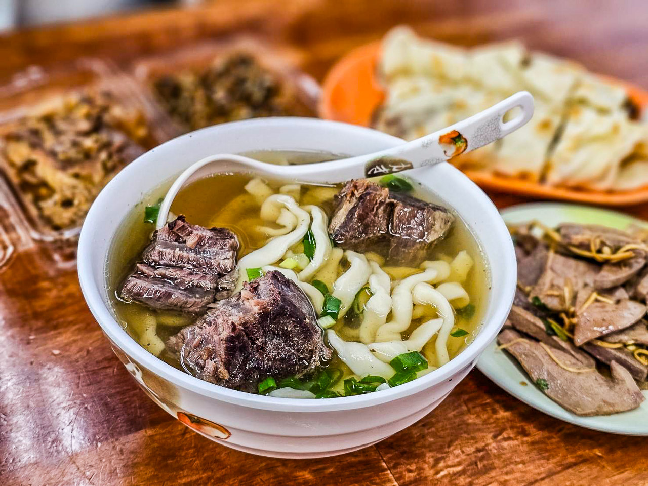 新竹清燉牛肉麵,璽子牛肉麵,璽子牛肉麵總店,新竹美食,新竹牛肉麵,新竹小吃,新竹斤餅 @大手牽小手。玩樂趣