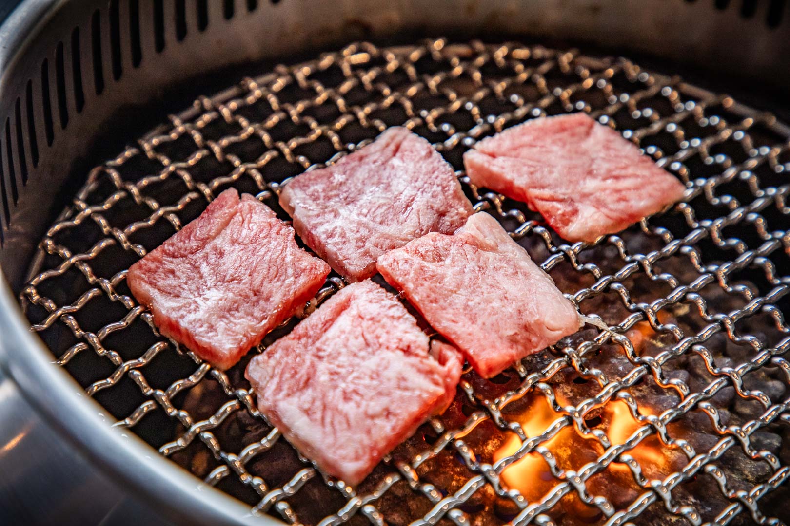 桃園和牛吃到飽,吃肉肉燒肉専門店