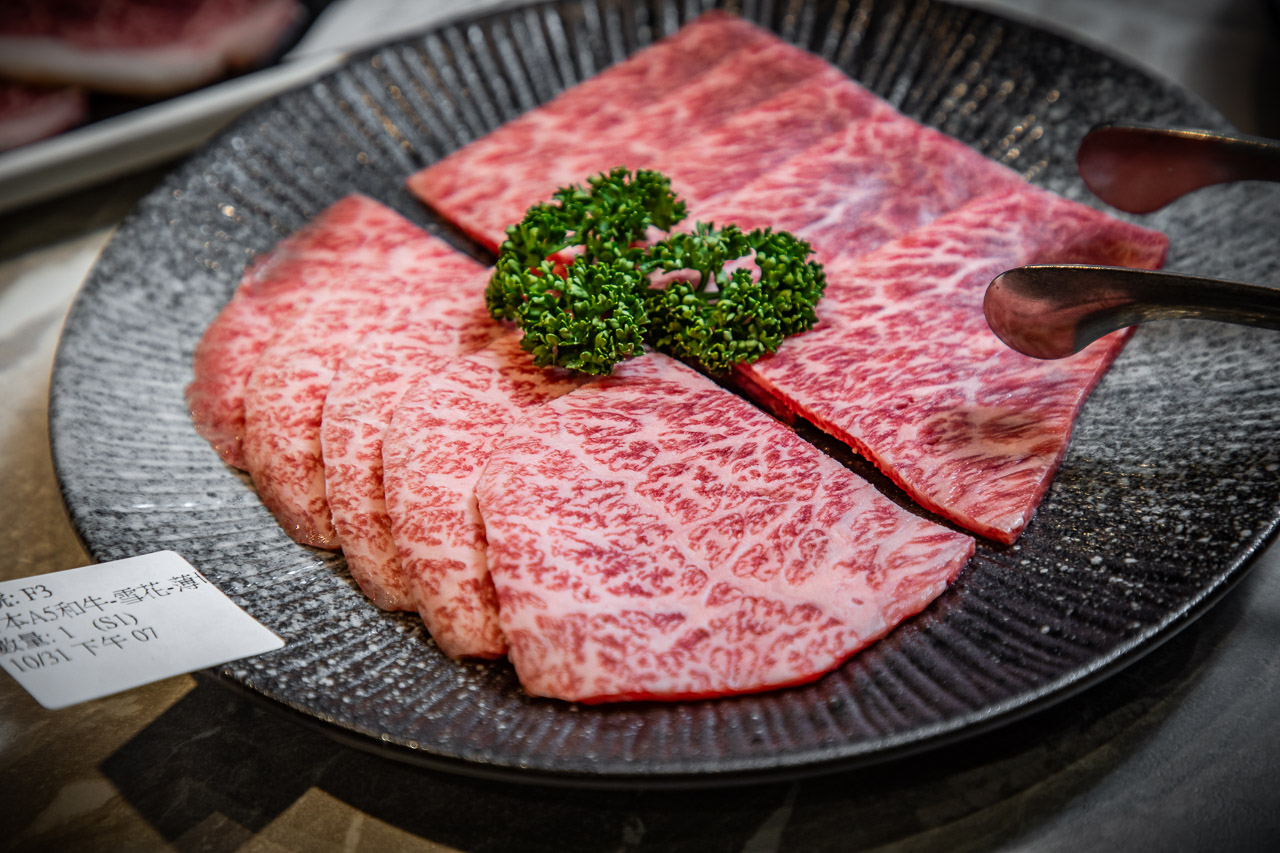 桃園和牛吃到飽,吃肉肉燒肉専門店