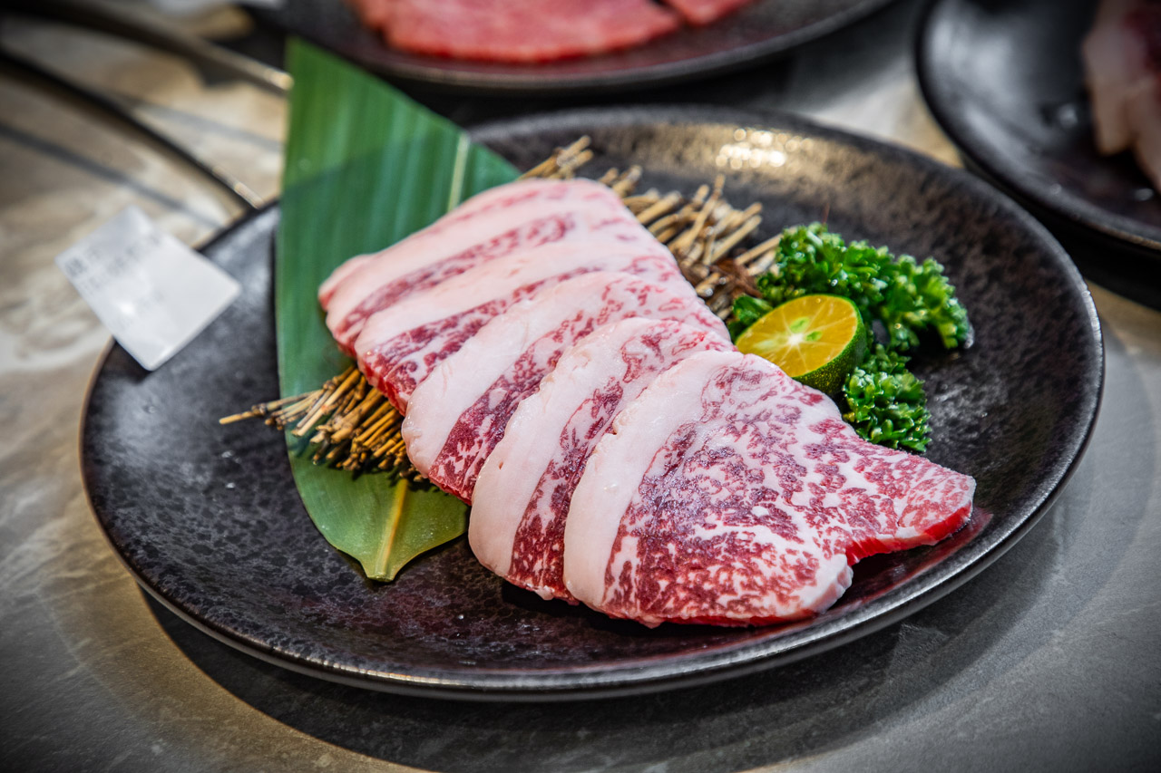 桃園和牛吃到飽,吃肉肉燒肉専門店