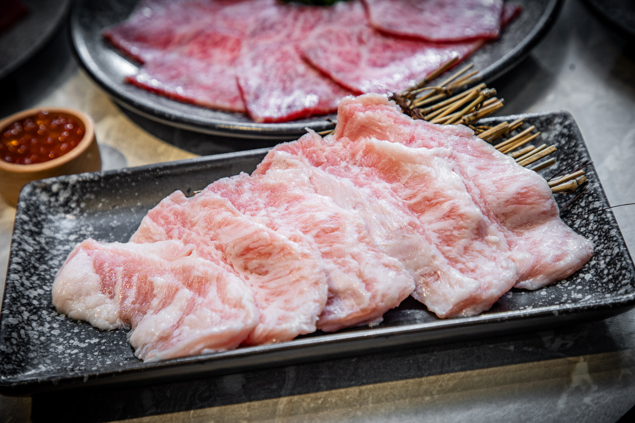 桃園和牛吃到飽,吃肉肉燒肉専門店