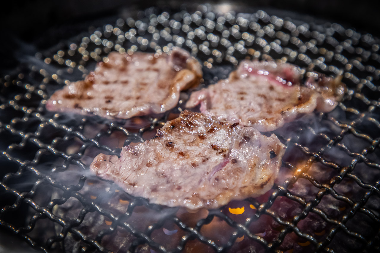 桃園和牛吃到飽,吃肉肉燒肉専門店
