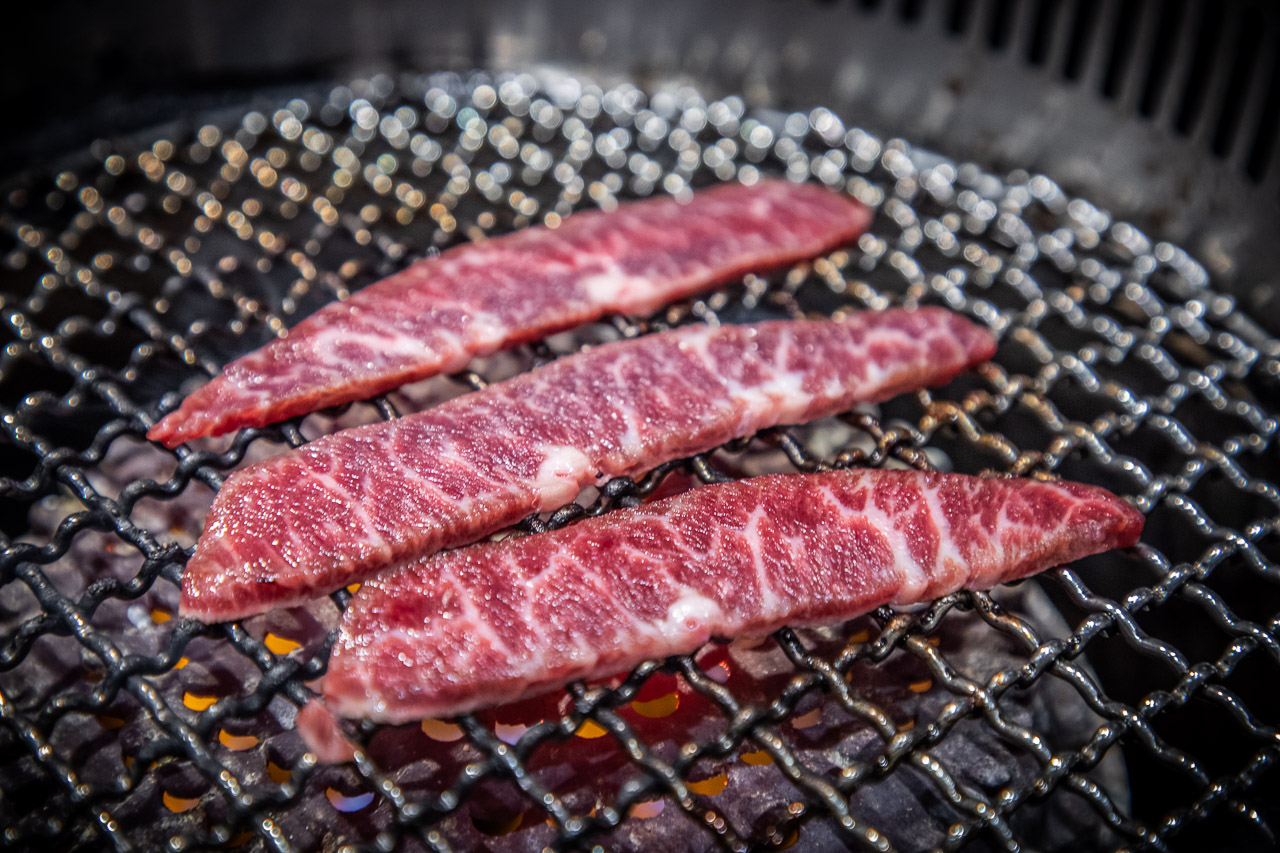 桃園和牛吃到飽,吃肉肉燒肉専門店