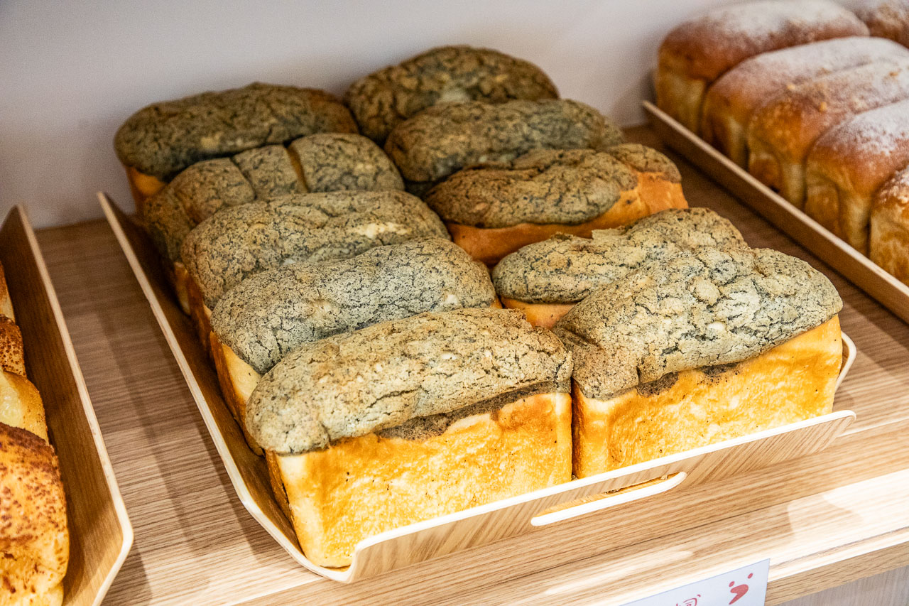 桃園麵包店,小鳥吃吐司-桃園國際小鳥家