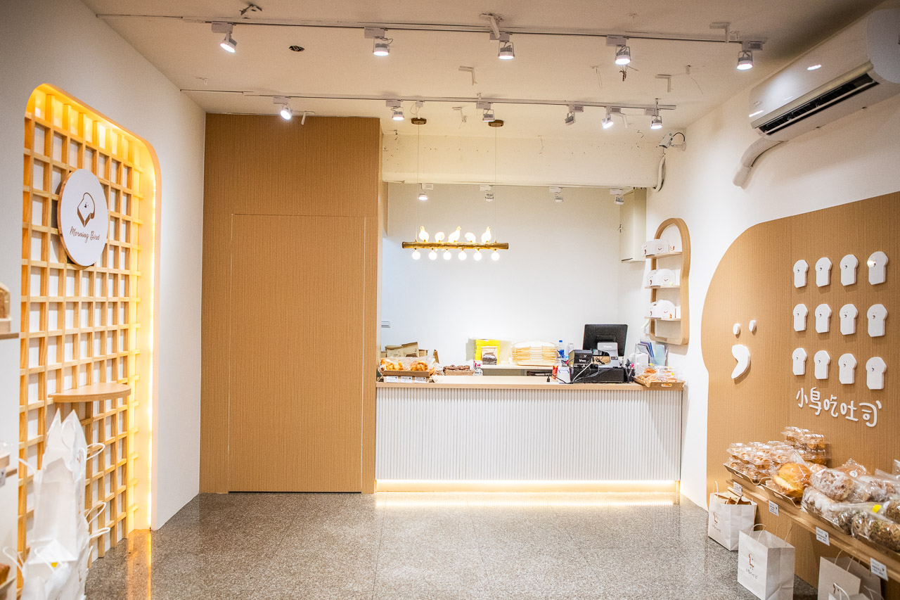 桃園麵包店,小鳥吃吐司-桃園國際小鳥家