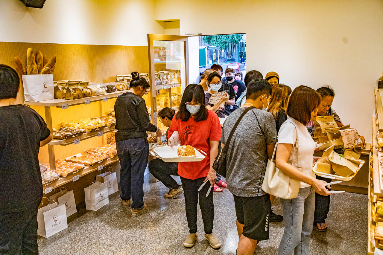 桃園麵包店,小鳥吃吐司-桃園國際小鳥家