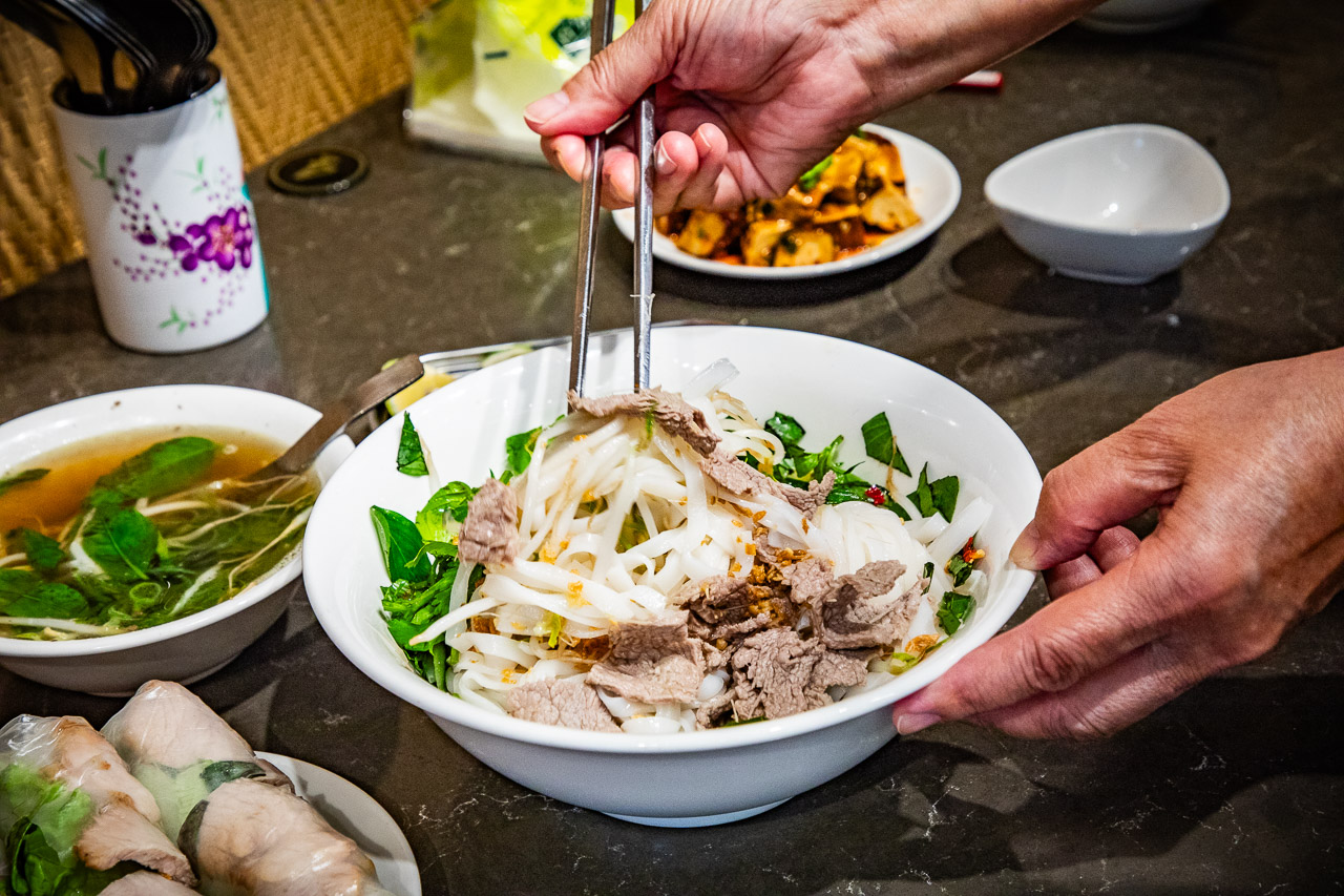中壢越南料理,法越家族秘製牛肉河粉