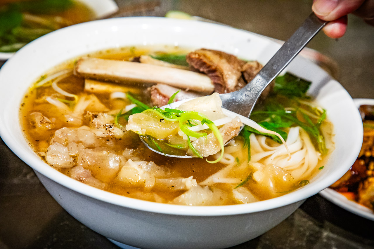 中壢越南料理,法越家族秘製牛肉河粉