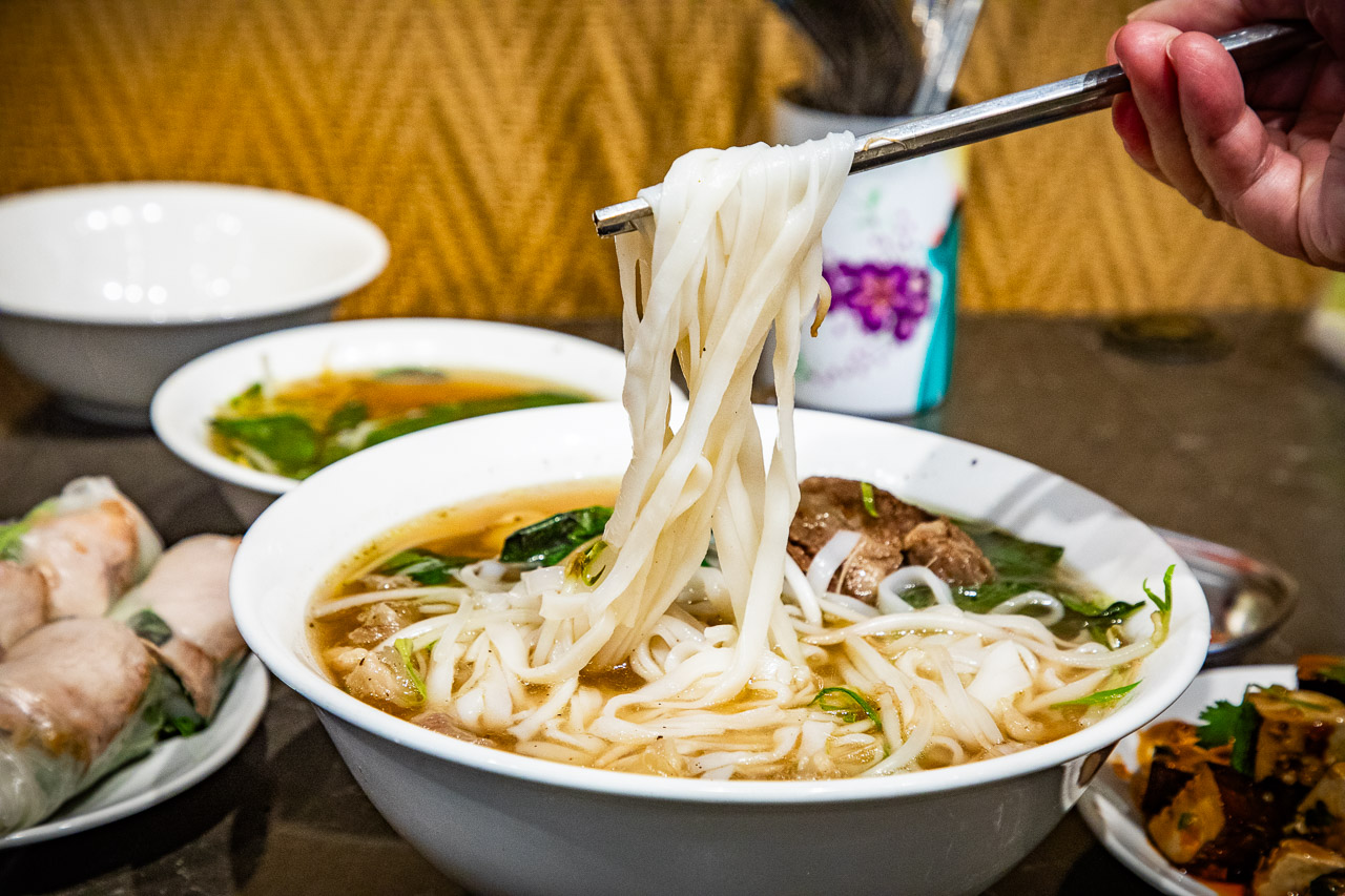 中壢越南料理,法越家族秘製牛肉河粉